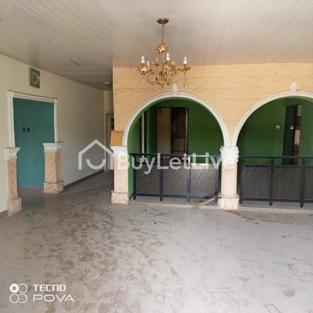 4 bedrooms Detached Bungalow for rent at Ojoo