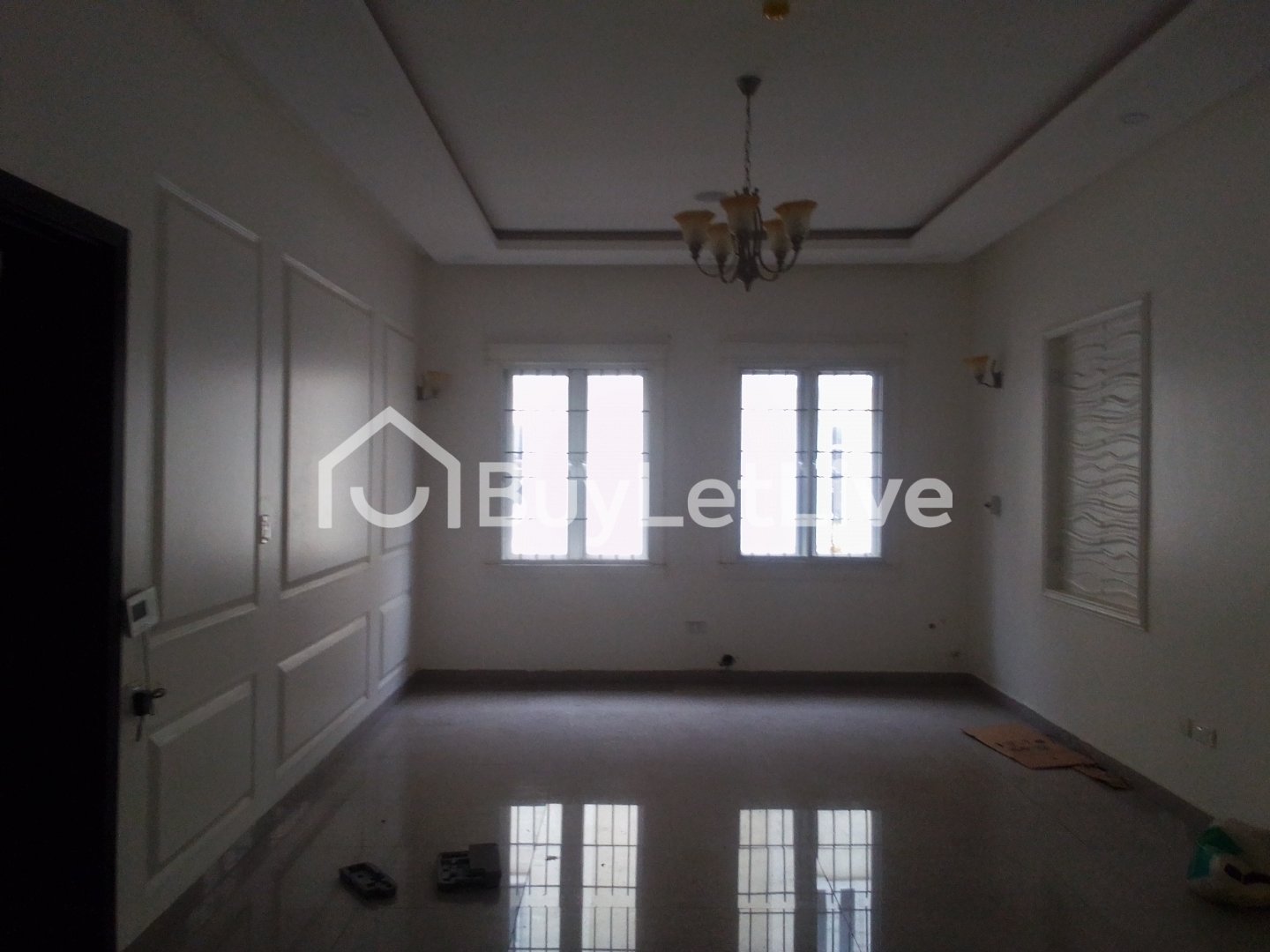5 bedrooms Detached Duplex with 2Rooms Bq for lease at chevron