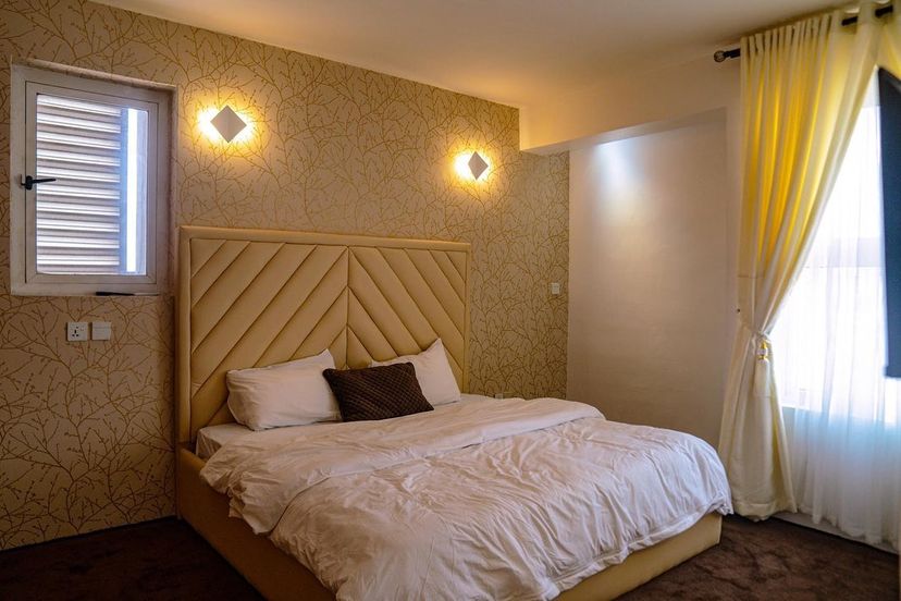 2 bedrooms Flat / Apartment for shortlet at Ikoyi