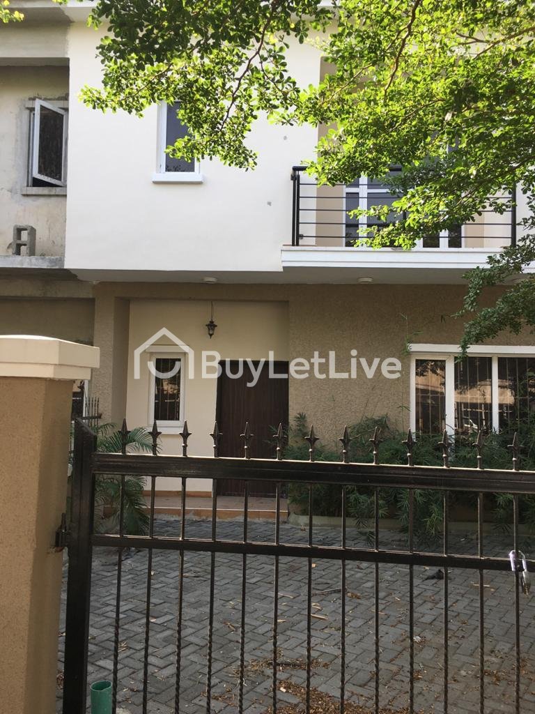 4 Bedroom Detached Terrace with Penthouse and Boys Quarters for Rent