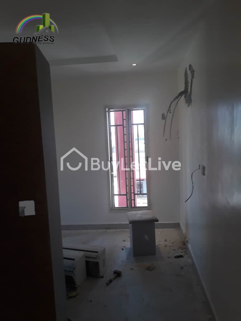 Serviced 2 Bedroom Apartment For Rent