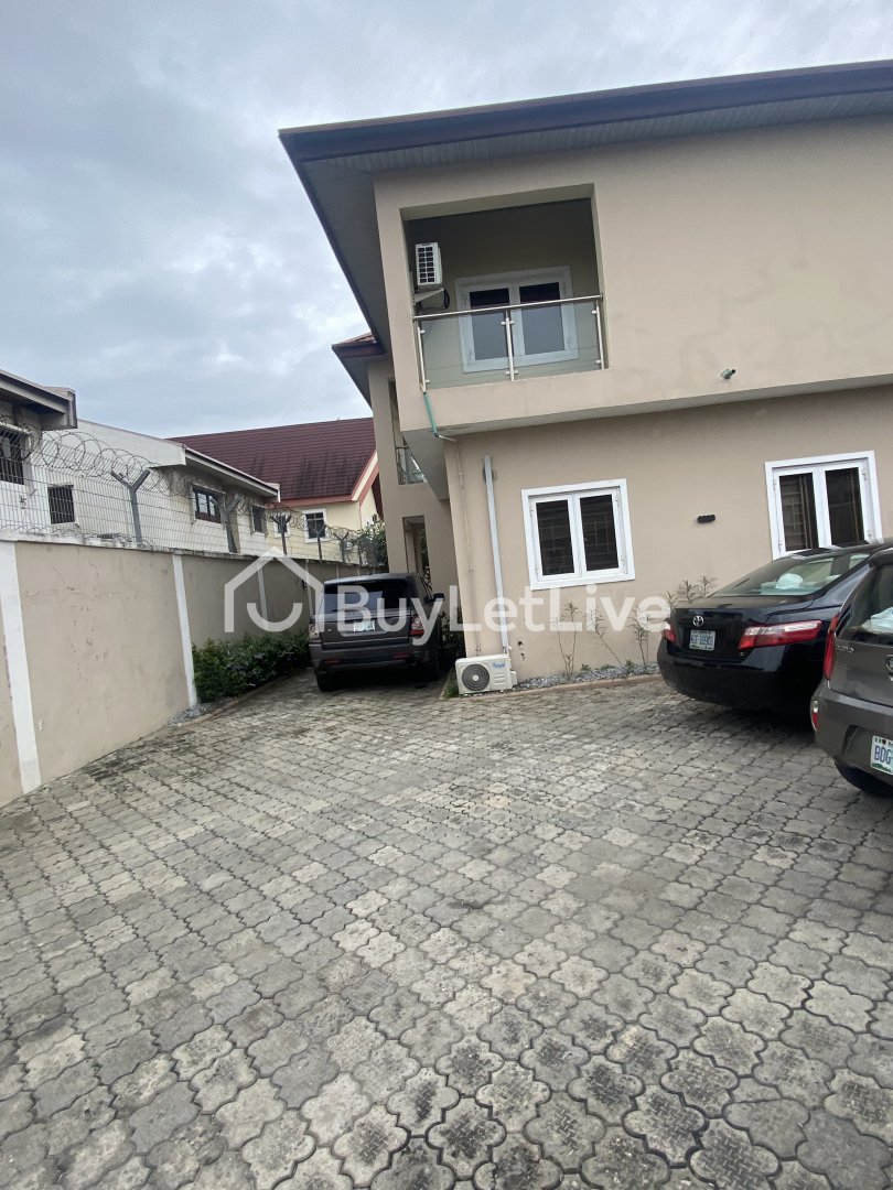 2 bedrooms Mini Flats for rent at Lekki Phase 1 for rent Lekki Phase 1, Lekki Lagos (PID BLLP