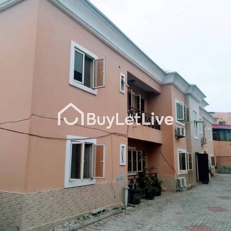 3 bedrooms Flat / Apartment for rent at Eletu Ogabi Street, Lagos, Nigeria