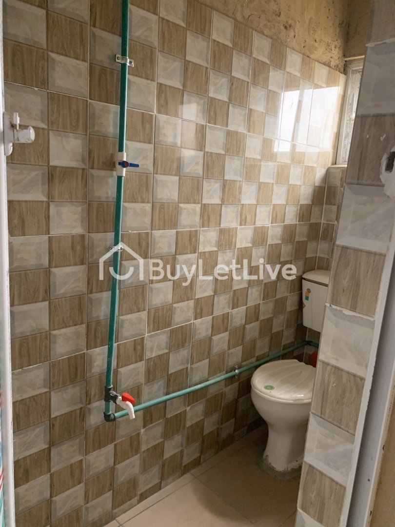 1 bedroom Self Contain for rent at Shomolu