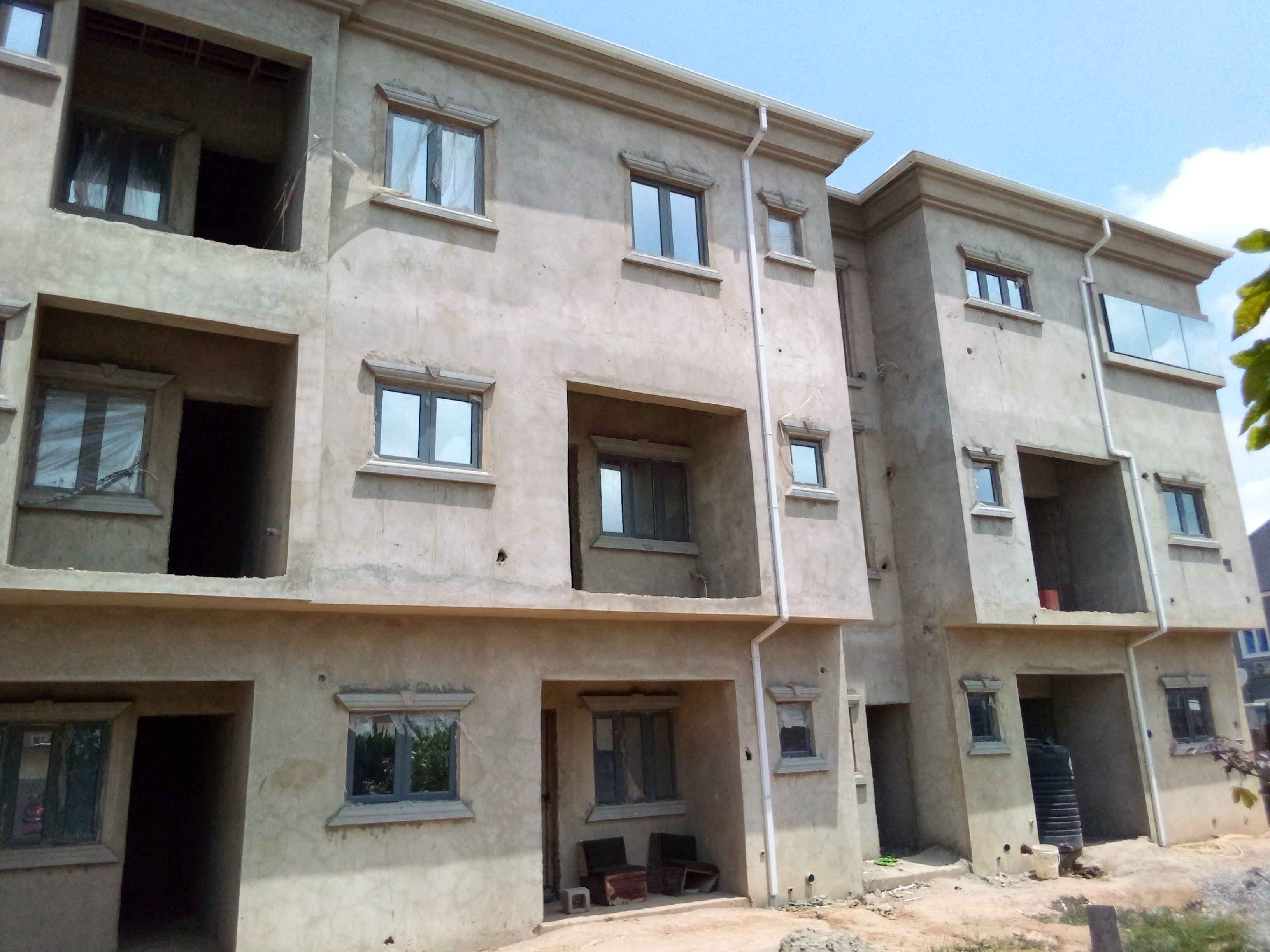 2 bedrooms Flat / Apartment for sale at Akowonjo