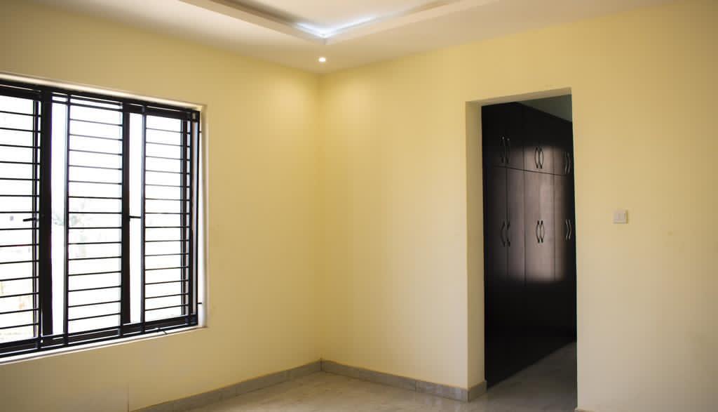 5 bedrooms Semi Detached Duplex for rent at Old Ikoyi