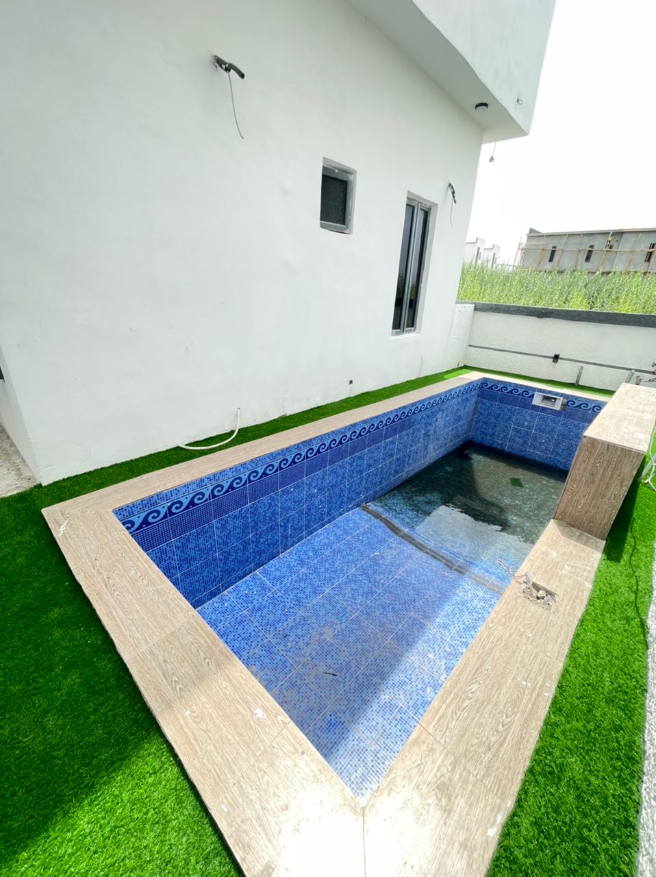 4 Bedroom Detached Duplex with Swimming Pool