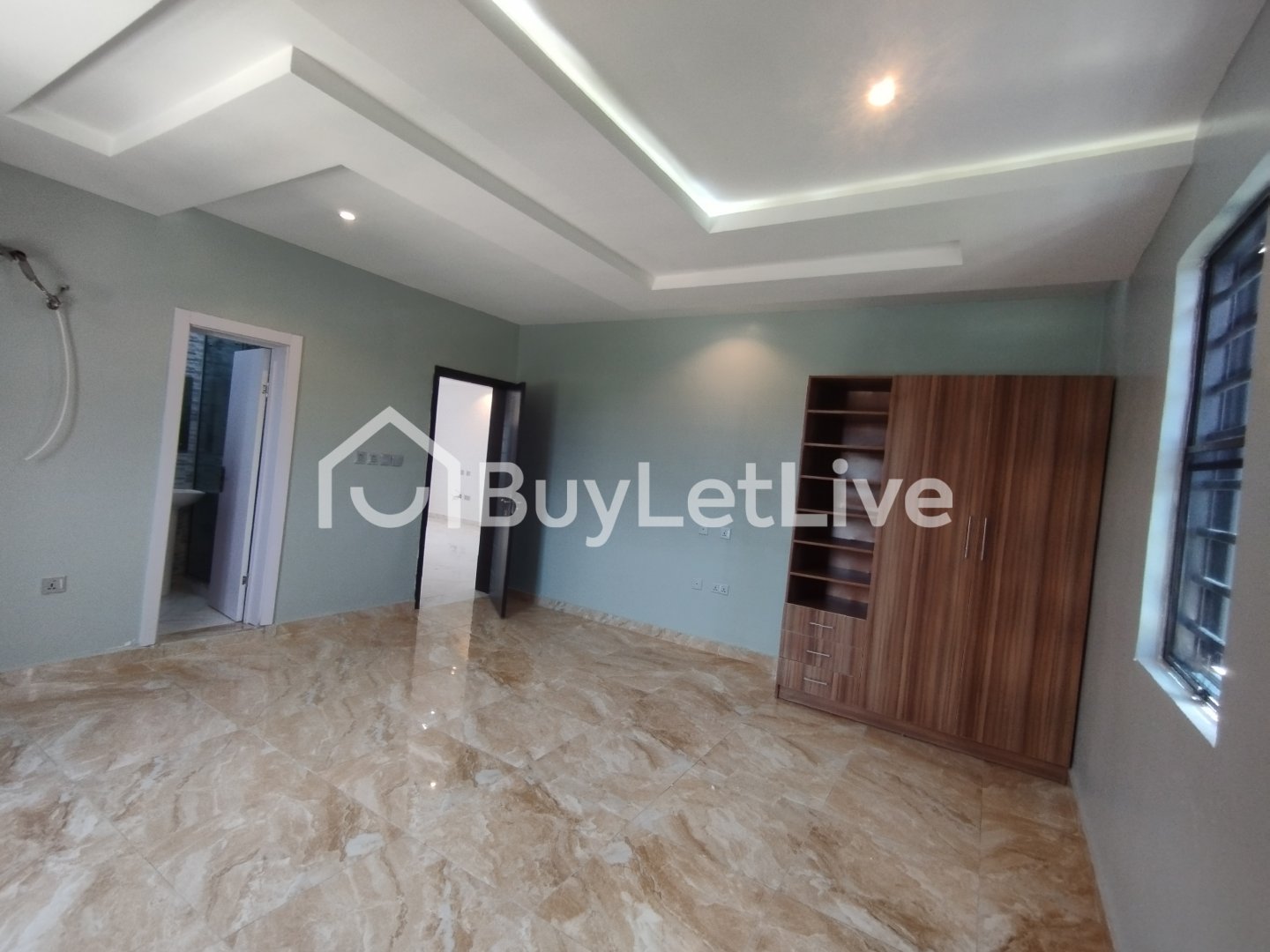 2 bedrooms Flat / Apartment for rent at Ogombo